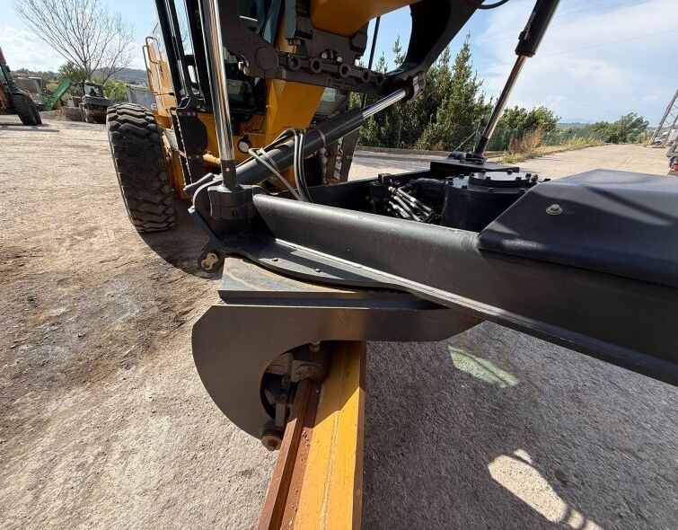 JOHN DEERE  672GP AWD **ZUGELASSEN**